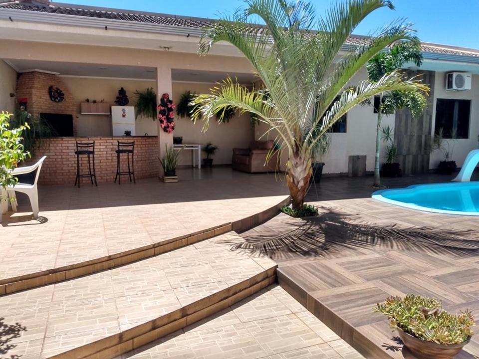 Edicula Com Um Quarto Banheiro E Piscina E Lazer Foz do Iguaçu Buitenkant foto
