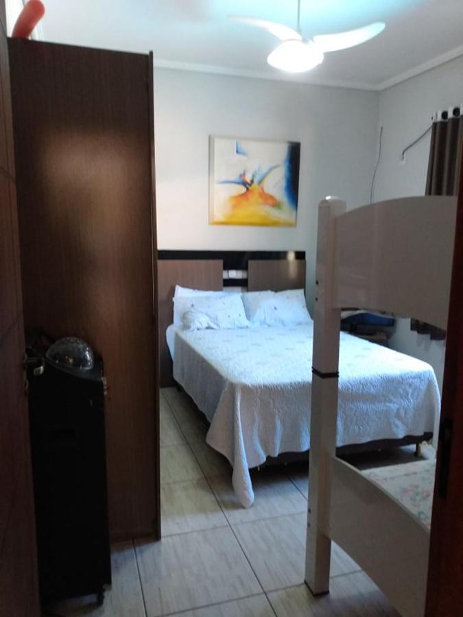 Edicula Com Um Quarto Banheiro E Piscina E Lazer Foz do Iguaçu Buitenkant foto
