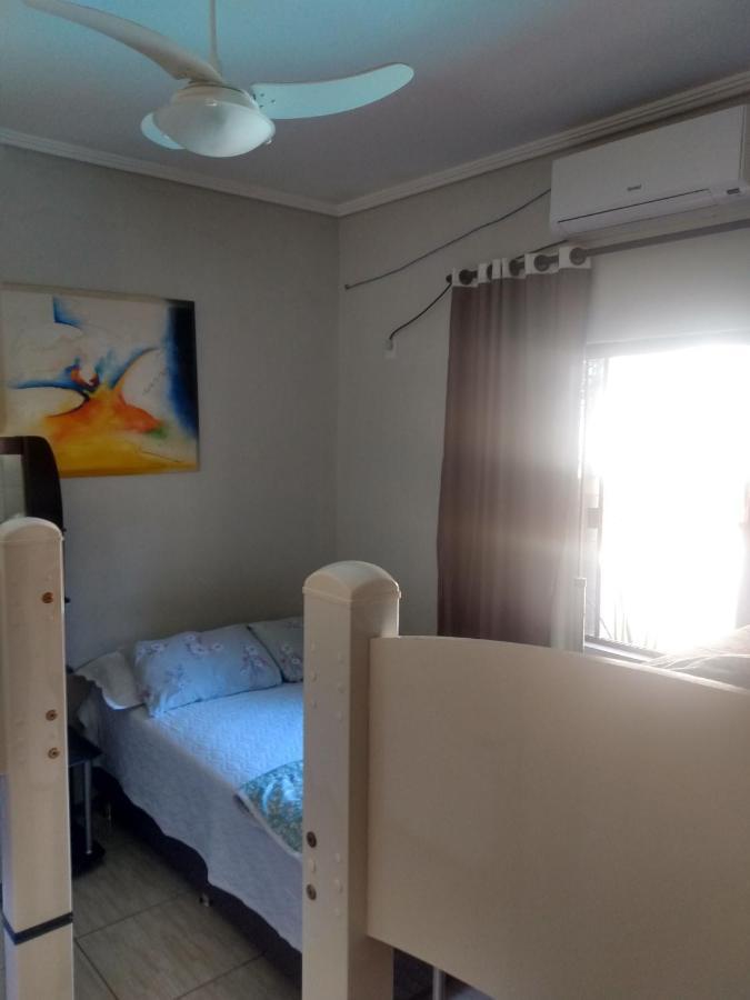 Edicula Com Um Quarto Banheiro E Piscina E Lazer Foz do Iguaçu Buitenkant foto